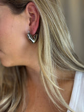 V Earrings Silver